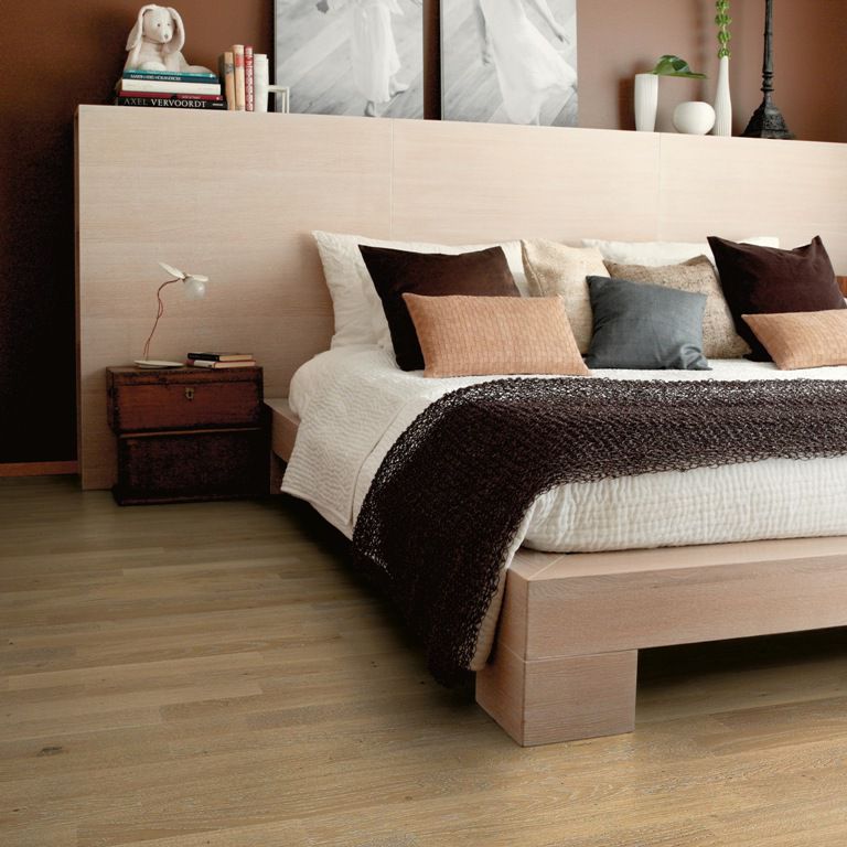 Паркетная доска Karelia Dawn Дуб Ivory Stonewashed 3-полосный. Дуб ивори стонвашед