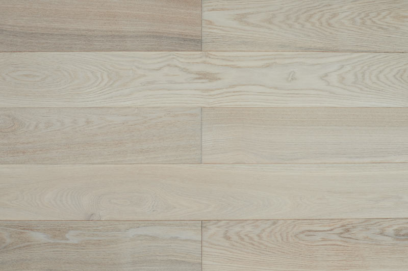 Паркетная доска Amber Wood Слоновая кость ясень браш, лак