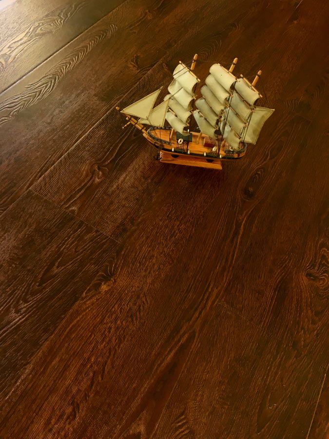 Ламинат Mostflooring Brilliant Дуб Шоколадный A11702