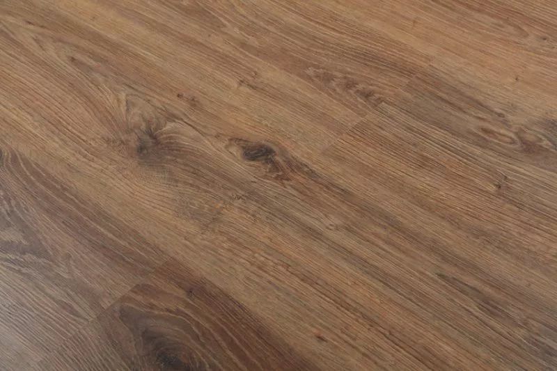 Ламинат FUSSBODEN COMFORT 8352 Дуб Эксклюзивный