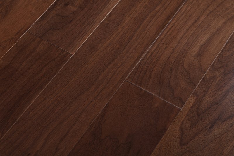 Паркетная доска Baum Comfort Plus 51 Орех Американский Глянец