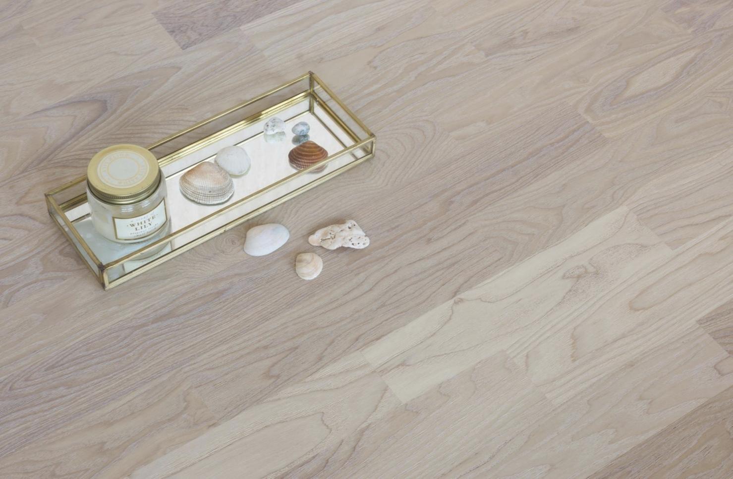 Массивная доска Amber Wood Ясень Слоновая Кость