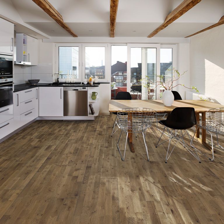 Паркетная доска Kahrs Дуб Бакка 3-полосный