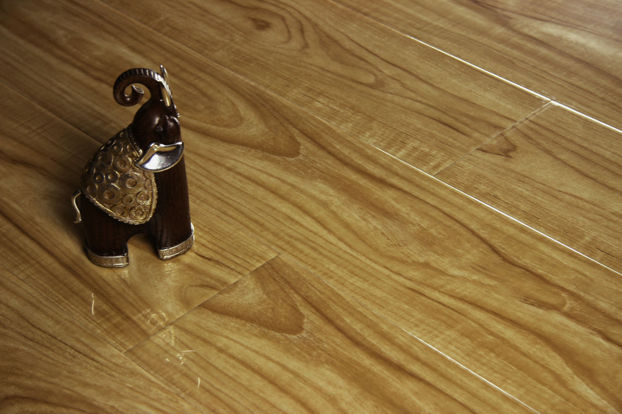 Ламинат Mostflooring High Glossy Дуб Натуральный 11901